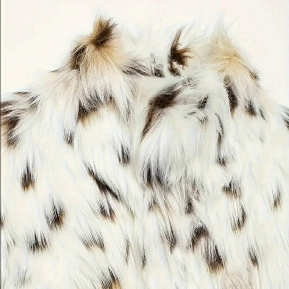 NEW! Women's Faux Fur Leopard Print Jacket - Picture 2 of 4
